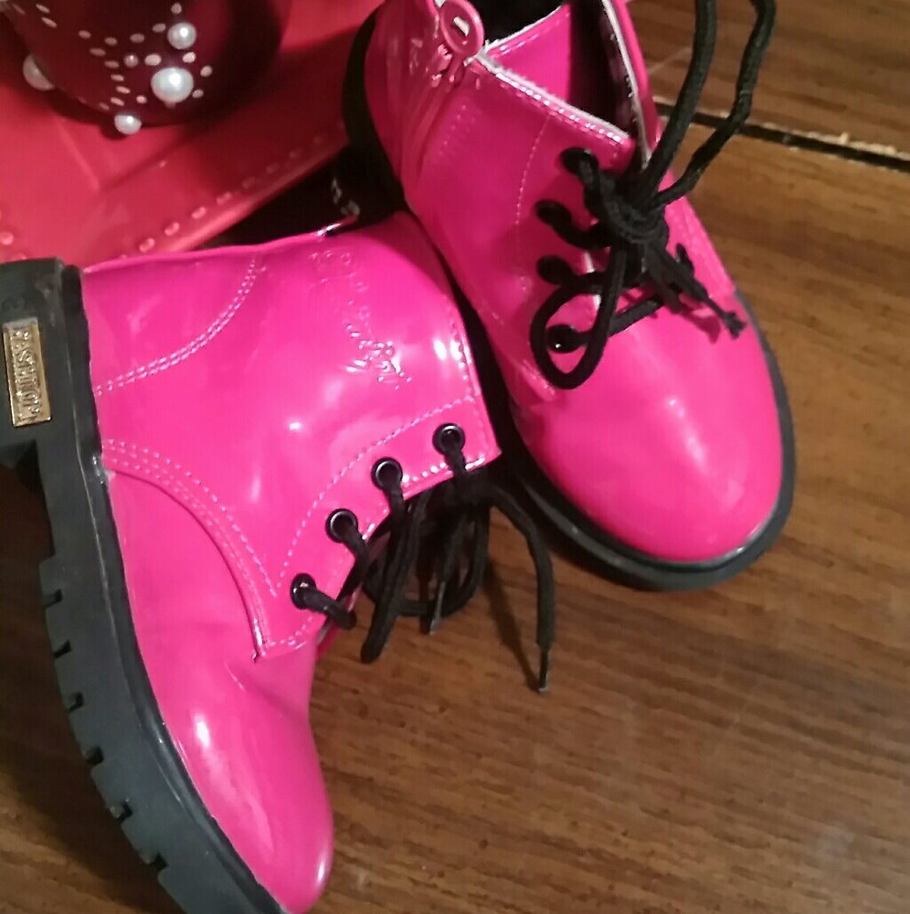 Combats boots